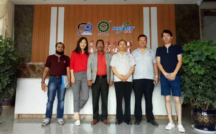 孟加拉国工商联合会董事Runu先生和Raz先生来到山东P站最新版下载机械有限公司考察访问